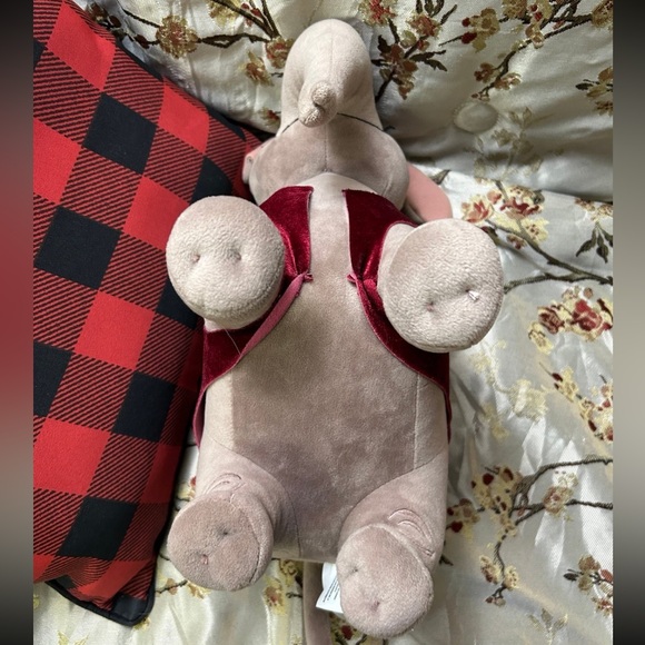 Abu Elephant Plush - Picture 5 of 6